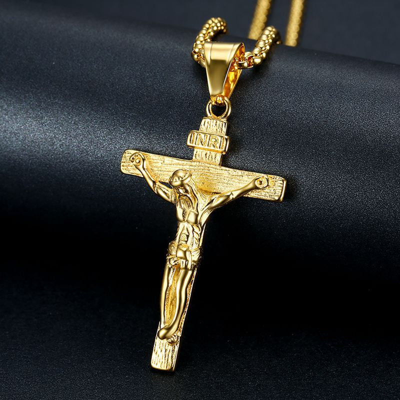 Collier en or avec croix de Jésus de Pâques