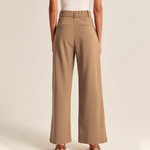Pantalon confortable et ajusté à jambes larges