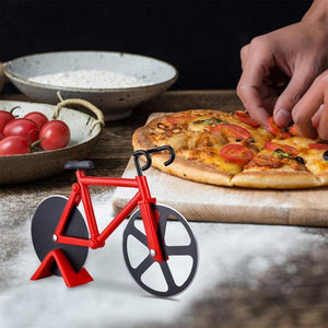 Coupe-pizza à Roulettes en Forme Vélo / Moto