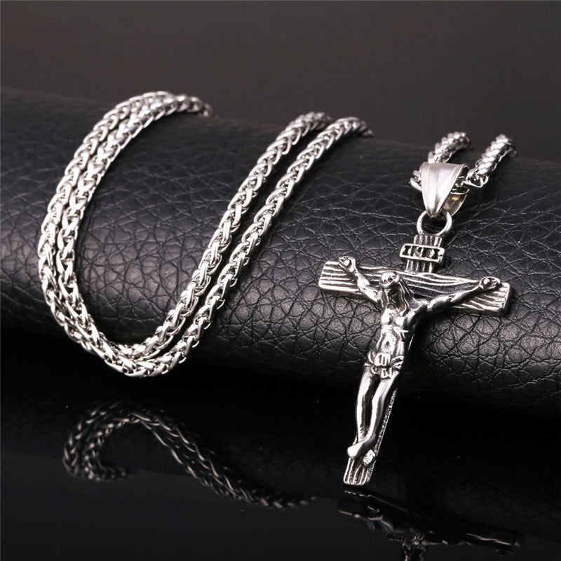 Collier en or avec croix de Jésus de Pâques