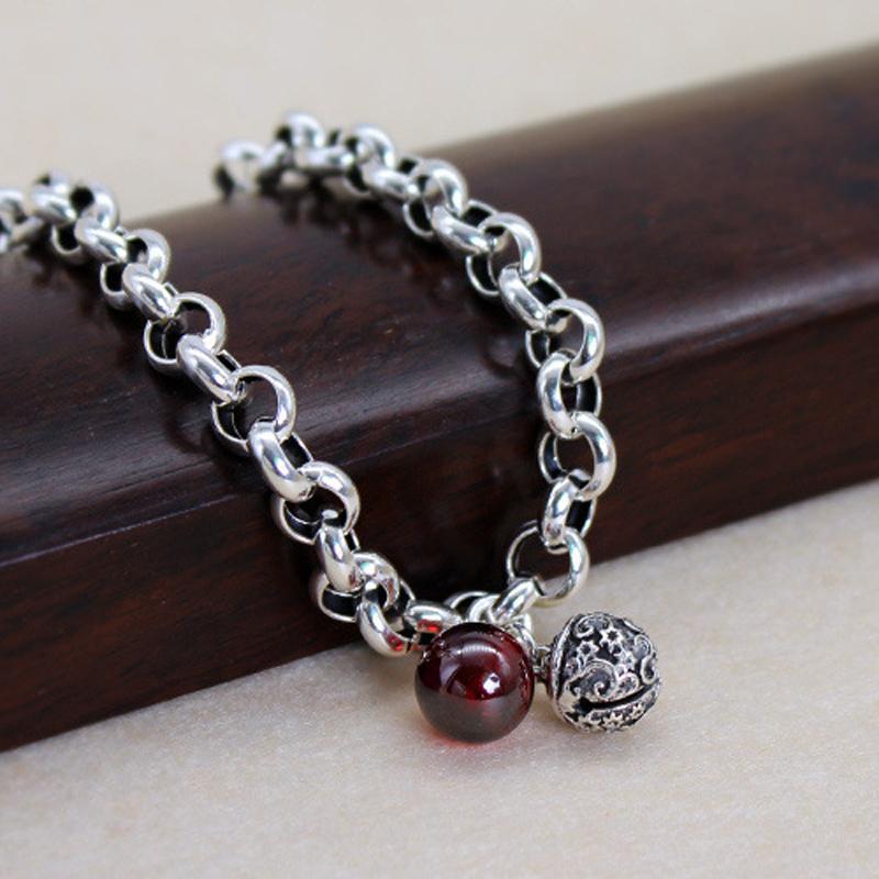 Bracelet Grelot avec Grenat Rouge