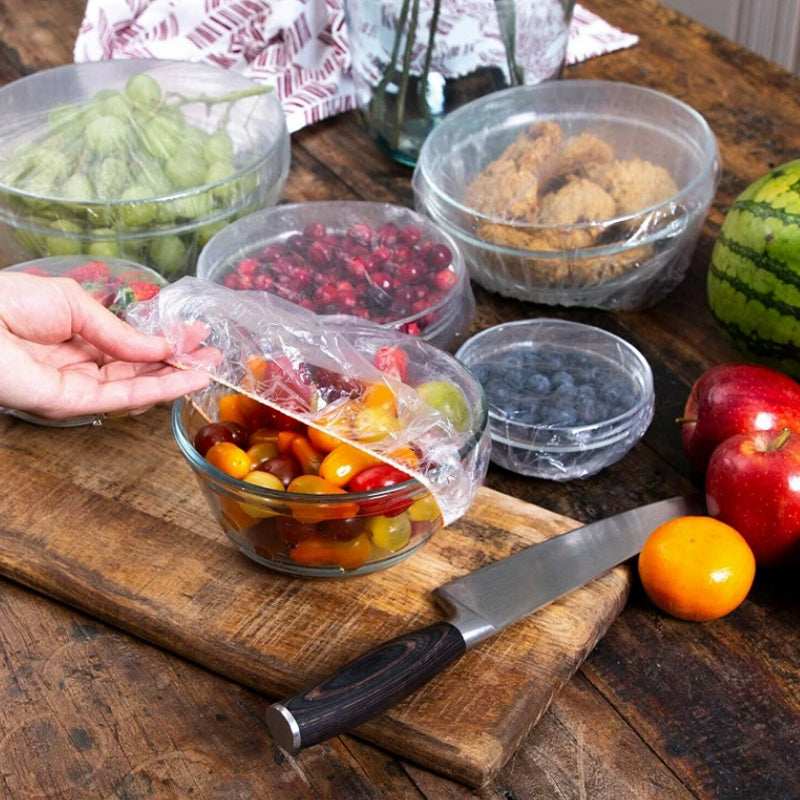 Les aliments jetables couvrent des sacs de conservation frais