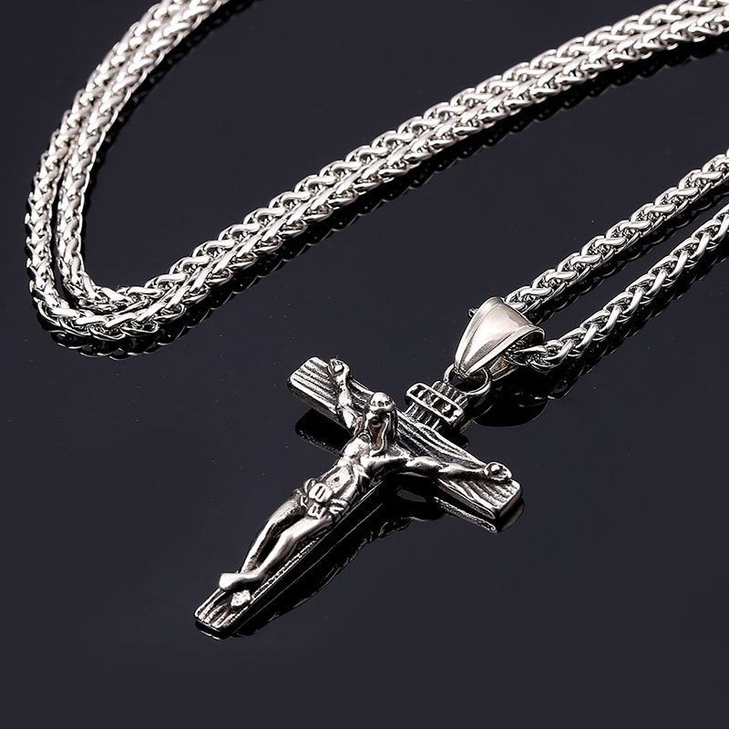 Collier en or avec croix de Jésus de Pâques